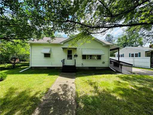 Chippewa Falls, WI: 727 Wilson Street