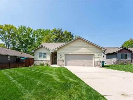 Eau Claire, WI: 2214 Camden Court