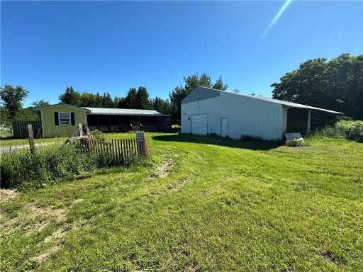 Black River Falls, WI: N2860 Pine Hill Road