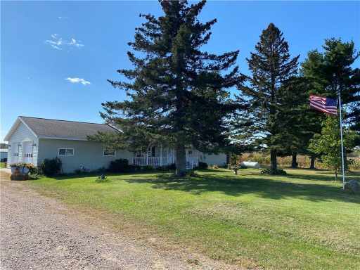 New Auburn, WI: 2735 3 1/2 Ave 