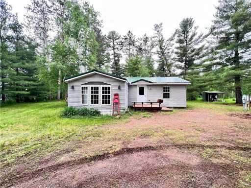 Hayward, WI: W587 Cozy Acres Road