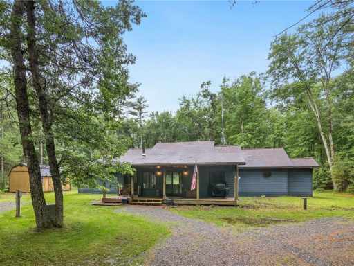 Black River Falls, WI: W8757 Emerald Lake Road