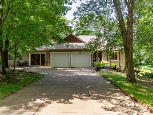 Menomonie, WI: E4506 453rd Avenue