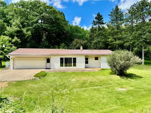 Eleva, WI: W2990 County Rd W 