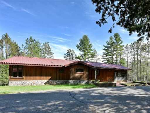 Cable, WI: 13460 Philippi Road