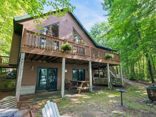 Webster, WI: 27655 Clear Sky Road