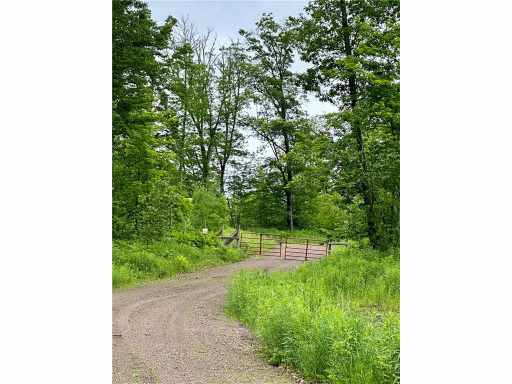 Minong, WI: W 5804 Block Drive 