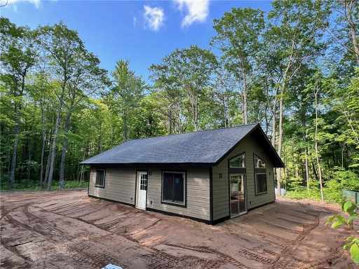 Stone Lake, WI: 5774N Mutters Road