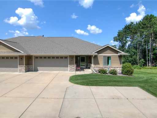 Eau Claire, WI: 4216 Williamsburg Drive