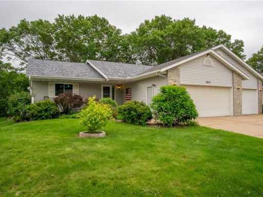 Eau Claire, WI: 2031 Seclusion Drive