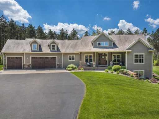 Fall Creek, WI: E10451 Pine Road