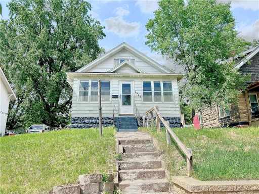 Eau Claire, WI: 1548 Bellevue Avenue