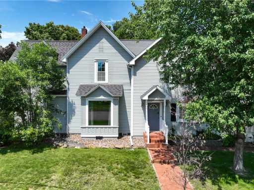 Eau Claire, WI: 1439 Farwell Street